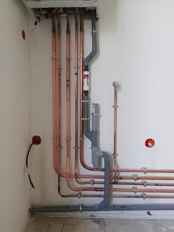 Circuit de plomberie pour chauffage Lardy