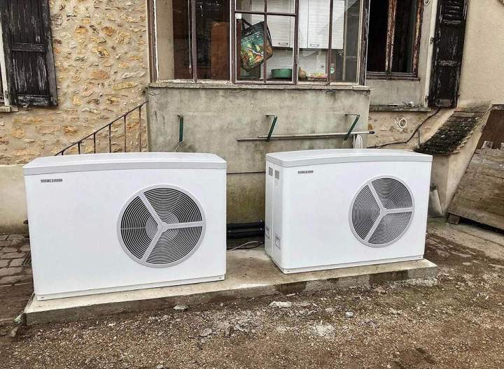 PAC STIEBEL extérieure en cascade Lardy